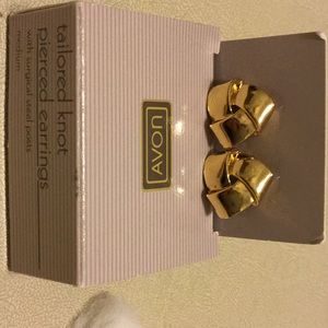 Avon Tailored Knot Earrings Pierced